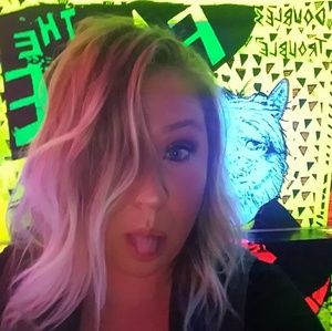 Meet your Posher, Tiffany